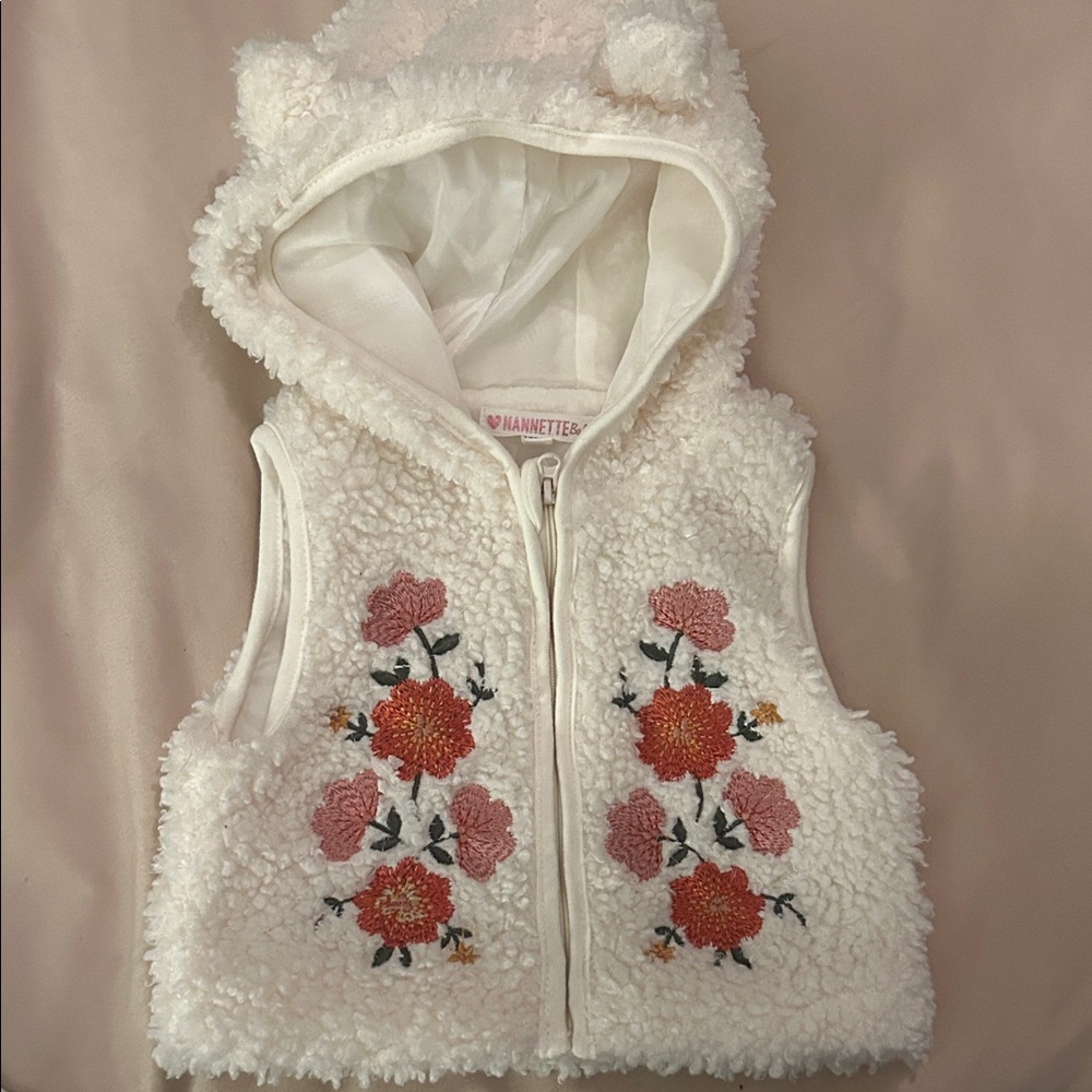 Nannette White Floral Sherpa Vest
